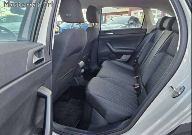 VOLKSWAGEN TAIGO NEOPATENTATI APPLE CARPLAY TAIGO - foto 12