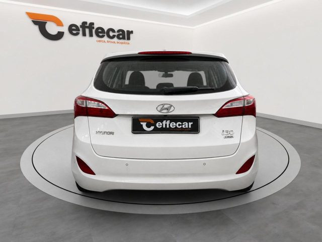 HYUNDAI I30 WAGON 1.6 CRDI COMFORT - foto 5