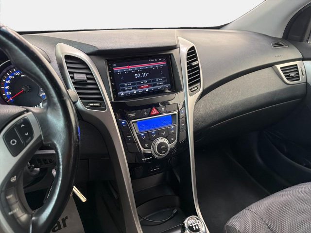 HYUNDAI I30 WAGON 1.6 CRDI COMFORT - foto 10