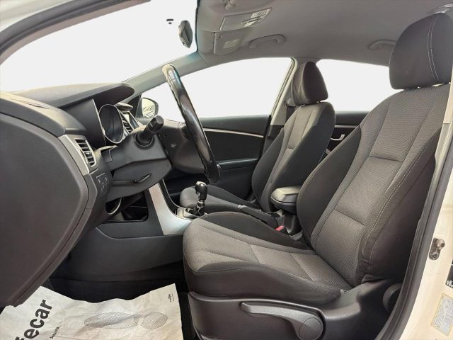 HYUNDAI I30 WAGON 1.6 CRDI COMFORT - foto 12