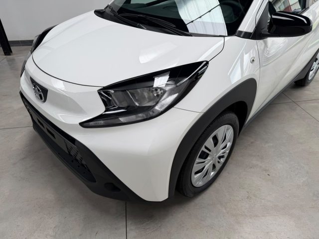 TOYOTA AYGO X 1.0B (72 CV) ACTIVE - foto 3