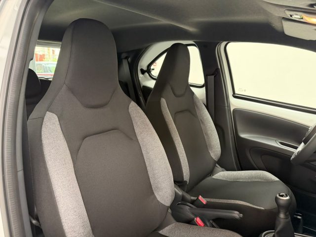 TOYOTA AYGO X 1.0B (72 CV) ACTIVE - foto 9