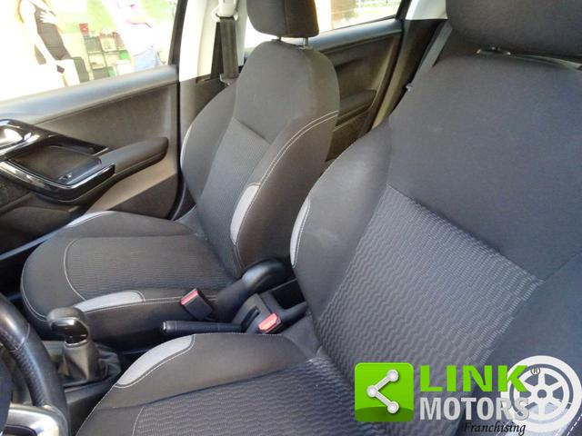 PEUGEOT 208 5 PORTE 1.2 82 CV - foto 8