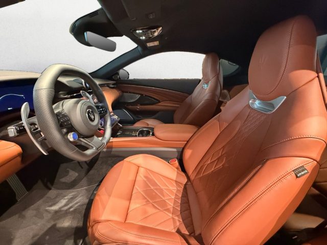 MASERATI GRANTURISMO MY27 V6 490 CV AWD MODENA - foto 8