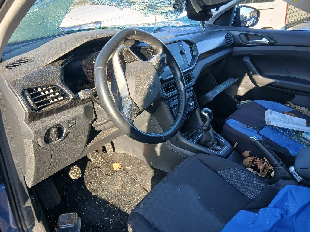 Immagine di VOLKSWAGEN T-Cross 1.0 TSI del 02/2023 km 72116