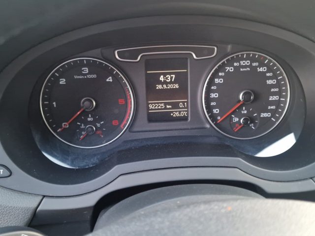AUDI Q3 2.0 TDI QUATTRO - foto 11
