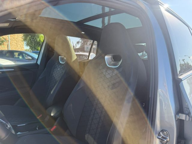 VOLKSWAGEN TIGUAN 2.0 TDI 150 CV DSG R-LINE - foto 9