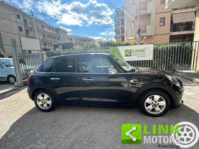MINI ONE 5 PORTE PER NEOPATENTATI - foto 16