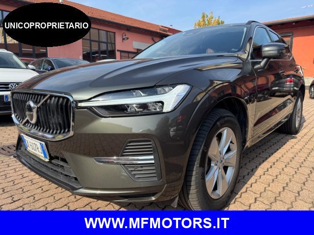 VOLVO XC60 B4 GEARTRONIC MOMENTUM PRO