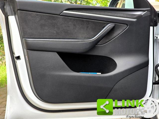 TESLA MODEL Y STANDARD RANGE RWD SINGLE MOTOR  - foto 27