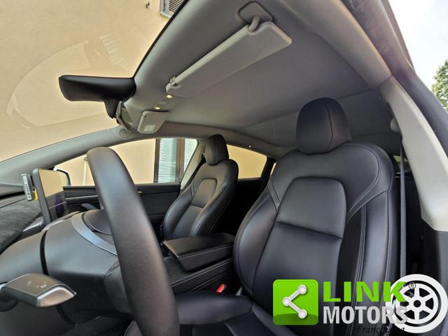 TESLA MODEL Y STANDARD RANGE RWD SINGLE MOTOR  - foto 10