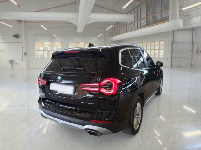 BMW X3 XDRIVE30E - foto 10