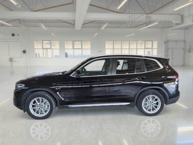 BMW X3 XDRIVE30E - foto 8