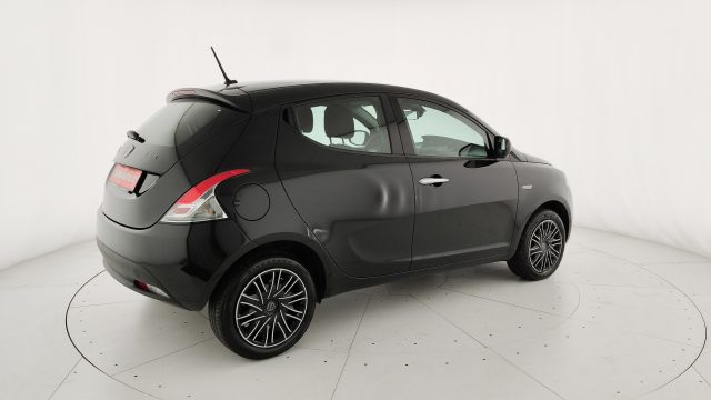 LANCIA YPSILON 1.0 FIREFLY 5 PORTE S&S HYBRID S - foto 18