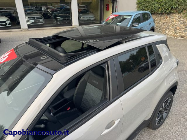 JEEP AVENGER 1.2TURBO E-HYBRID MHEV SUMMIT 11 - foto 4