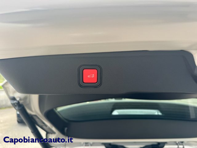 JEEP AVENGER 1.2TURBO E-HYBRID MHEV SUMMIT 11 - foto 12