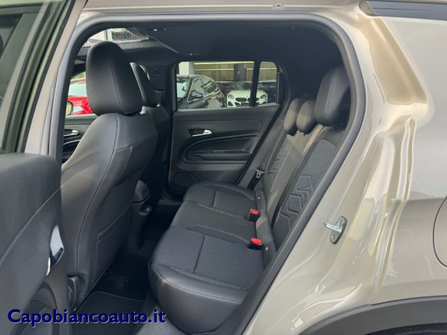 JEEP AVENGER 1.2TURBO E-HYBRID MHEV SUMMIT 11 - foto 15