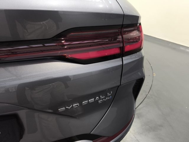 BYD SEAL U DMI 1.5 TURBO 324CV PHEV DESIGN - foto 21