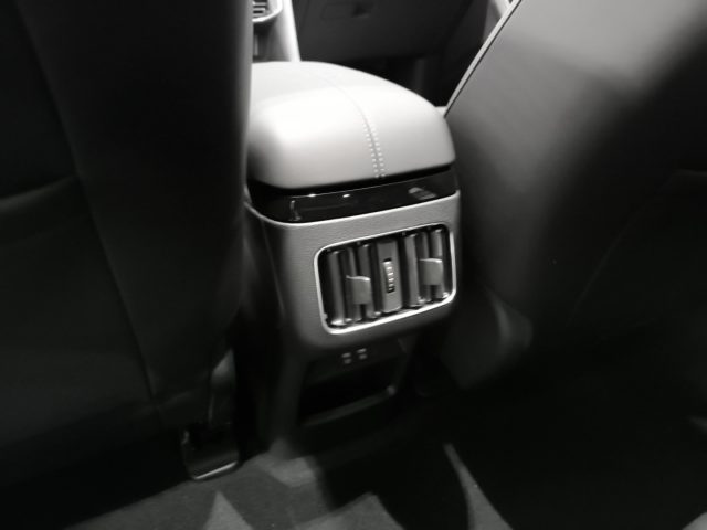BYD SEAL U DMI 1.5 TURBO 324CV PHEV DESIGN - foto 22