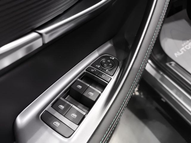 BYD SEAL U DMI 1.5 TURBO 324CV PHEV DESIGN - foto 8