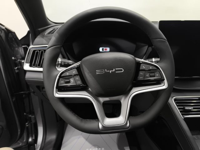 BYD SEAL U DMI 1.5 TURBO 324CV PHEV DESIGN - foto 12