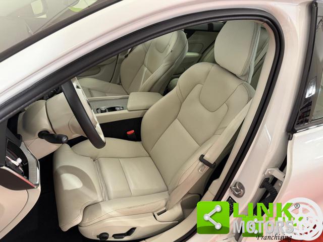 VOLVO V60 B4 (D) AUT ULTIMATE DARK IVA ESP - foto 8