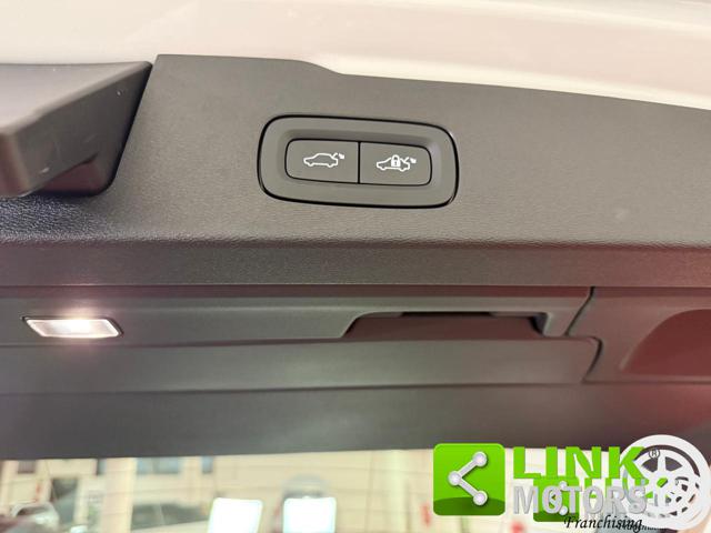 VOLVO V60 B4 (D) AUT ULTIMATE DARK IVA ESP - foto 33