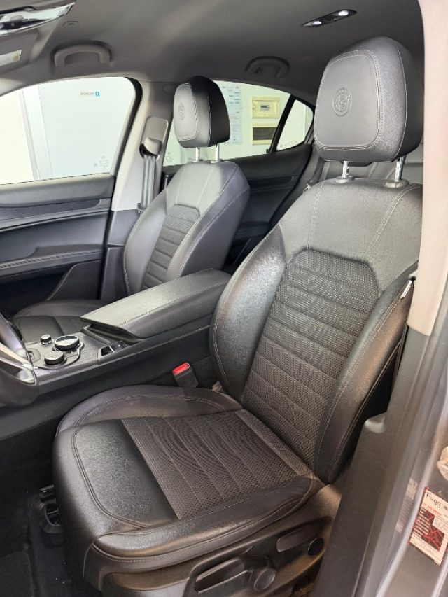 ALFA ROMEO STELVIO 2.2 TURBODIESEL 210 CV AT8 Q4 - foto 19