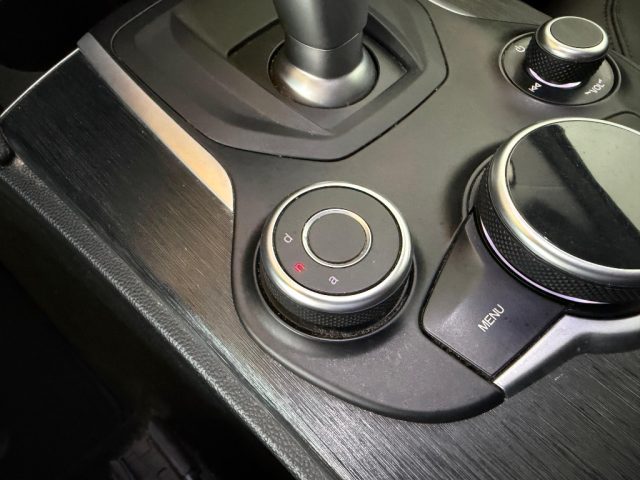 ALFA ROMEO STELVIO 2.2 TURBODIESEL 210 CV AT8 Q4 - foto 34