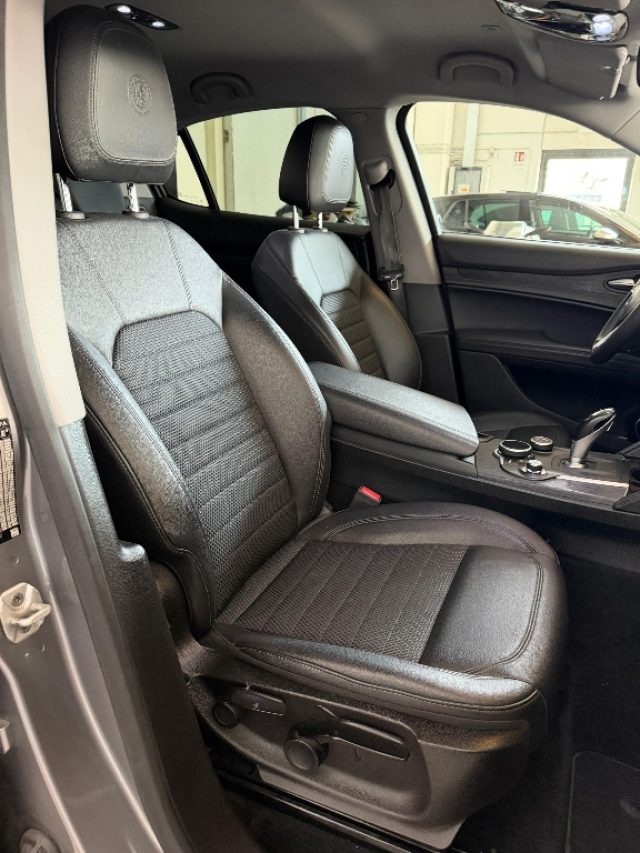ALFA ROMEO STELVIO 2.2 TURBODIESEL 210 CV AT8 Q4 - foto 27