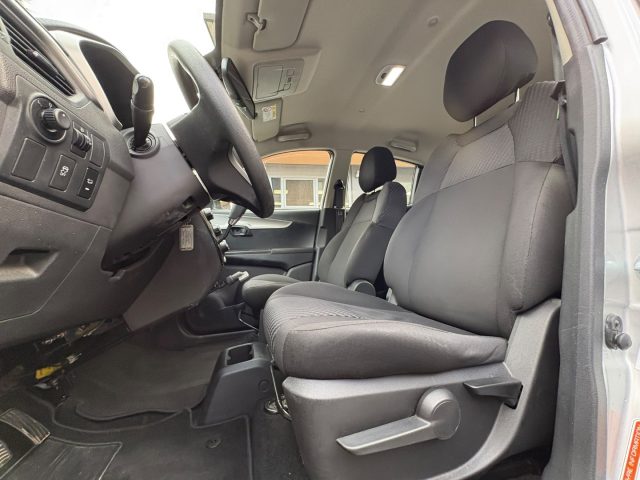 MAHINDRA KUV100 1.2 VVT K6+ - foto 12