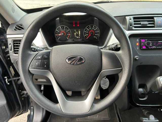 MAHINDRA KUV100 1.2 VVT K6+ - foto 9