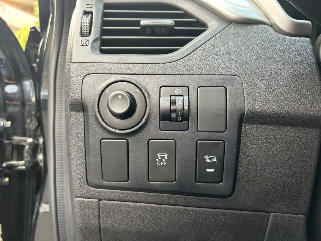 MAHINDRA KUV100 1.2 VVT K6+ - foto 12