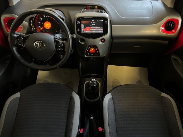 TOYOTA AYGO 1.0 VVT-I 72 CV 5 PORTE X-PLAY - foto 4