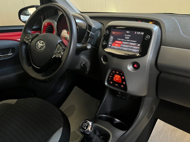TOYOTA AYGO 1.0 VVT-I 72 CV 5 PORTE X-PLAY - foto 5