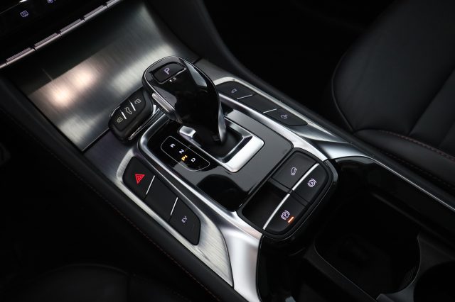 MG EHS PLUG-IN HYBRID LUXURY - foto 14