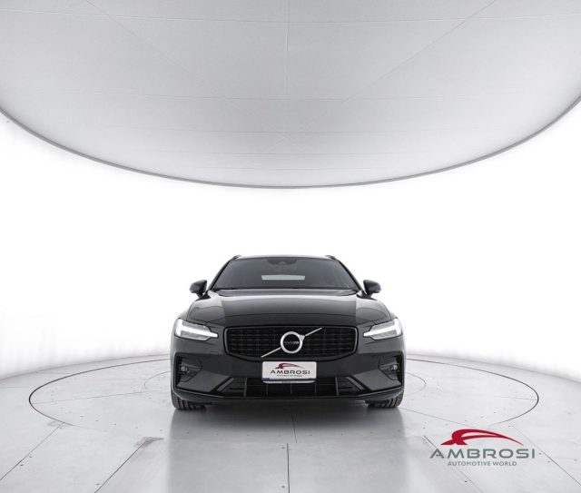 VOLVO V60 B4 (D) GEARTRONIC R-DESIGN - foto 5