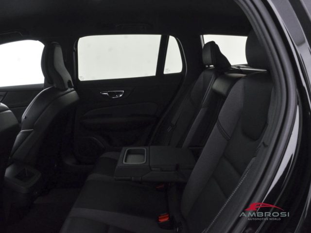 VOLVO V60 B4 (D) GEARTRONIC R-DESIGN - foto 10