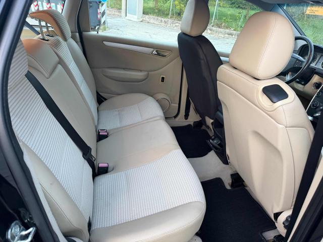 MERCEDES-BENZ B 180 CDI SPORT - foto 19
