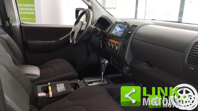 NISSAN NAVARA DOUBLE CAR 2.5 DCI LE 4X4 AUTOMA - foto 24