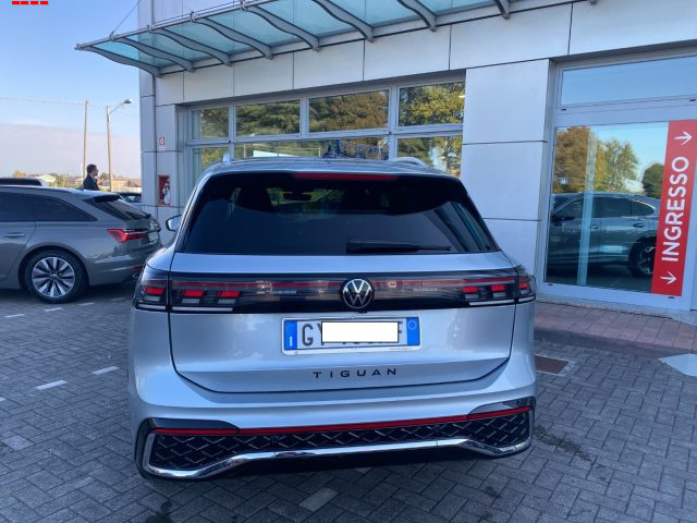 VOLKSWAGEN TIGUAN 2.0 TDI 150 CV DSG R-LINE - foto 7
