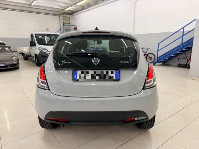 LANCIA YPSILON 1.0 FIREFLY 5 PORTE S&S HYBRID E - foto 6