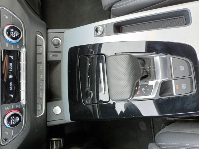 AUDI Q5 SPB 40 TDI BLACKLINE 204CV NAV C - foto 19