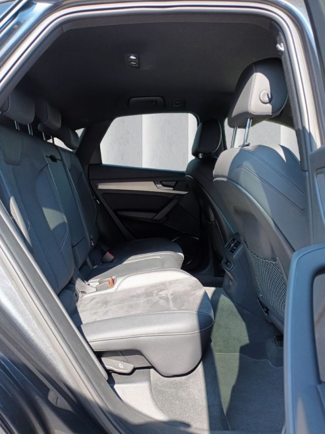 AUDI Q5 SPB 40 TDI BLACKLINE 204CV NAV C - foto 11