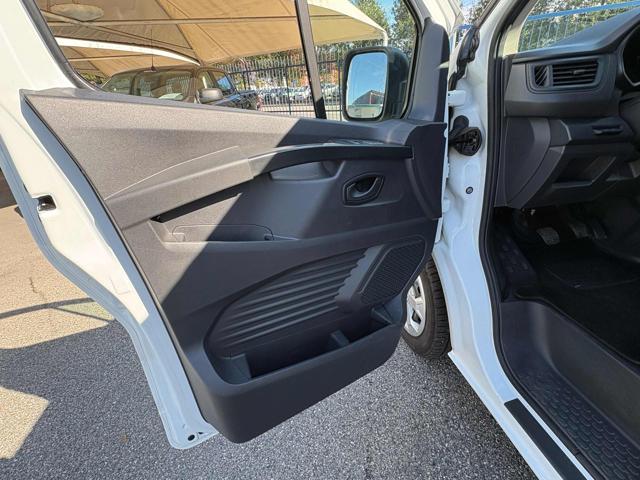 RENAULT TRAFIC BLUEDCI 150CV PC-TN AUTHENTIC - foto 17