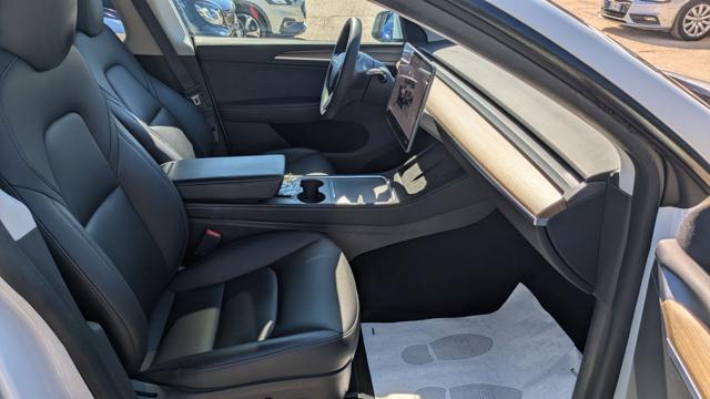 TESLA MODEL Y PERFORMANCE DUAL MOTOR AWD 350KW - foto 14