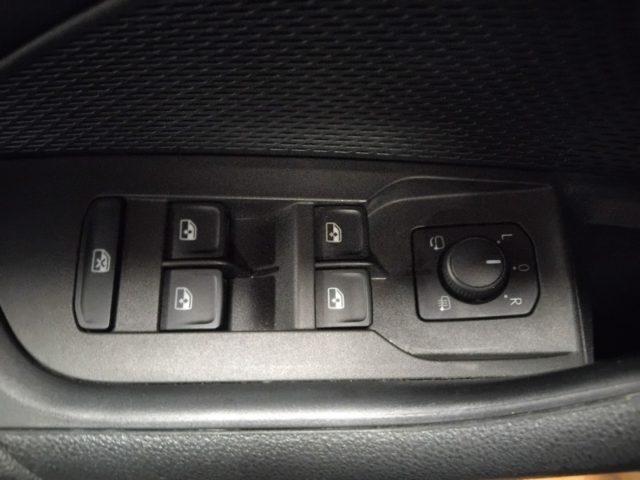 SKODA OCTAVIA 1.5 G-TEC DSG WAGON EXECUTIVE C/ - foto 16