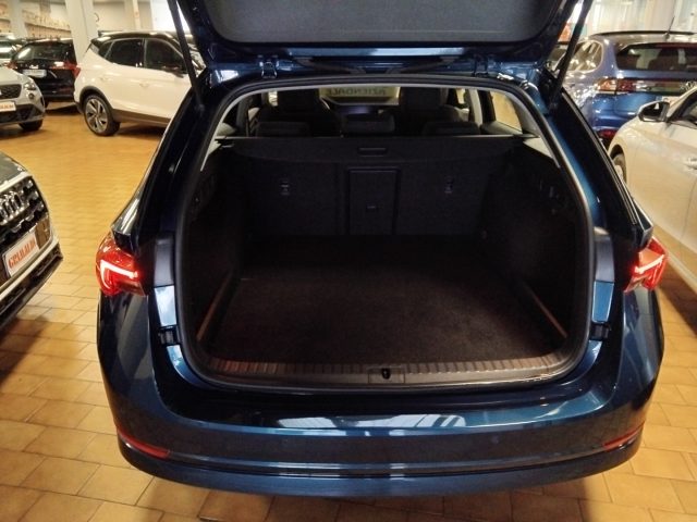 SKODA OCTAVIA 1.5 G-TEC DSG WAGON EXECUTIVE - foto 9