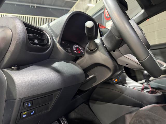 TOYOTA YARIS IVA ESPOSTA TOTAL BLACK CIRCUIT  - foto 11