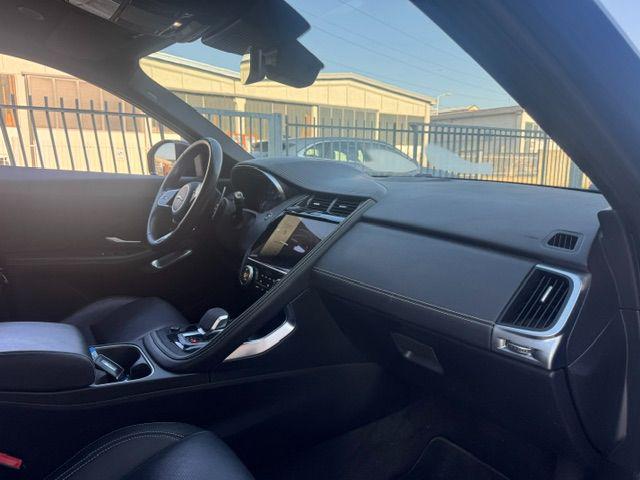 JAGUAR E-PACE 1.5 I3 PHEV 300 CV AWD AUTO R-DY - foto 13